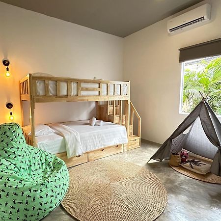 The Secret Garden Koh Rong Hotell Pagoda Beach Exteriör bild