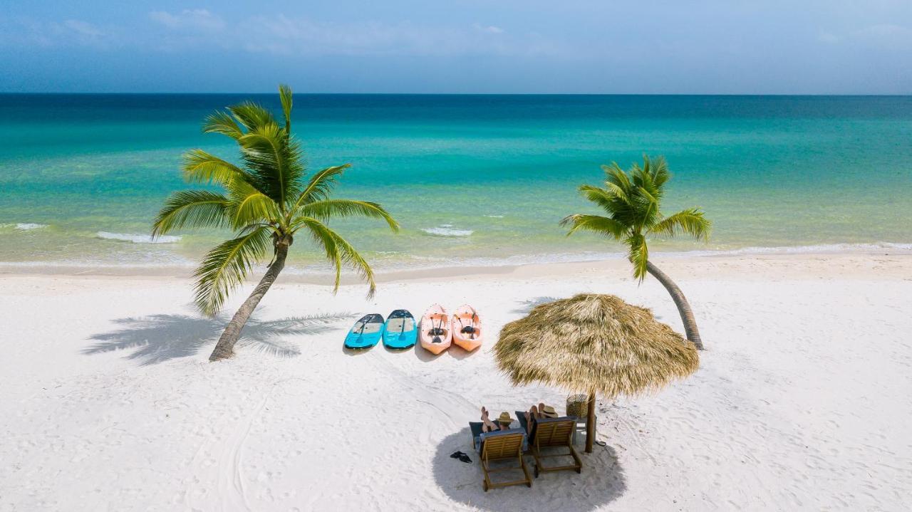 The Secret Garden Koh Rong Hotell Pagoda Beach Exteriör bild