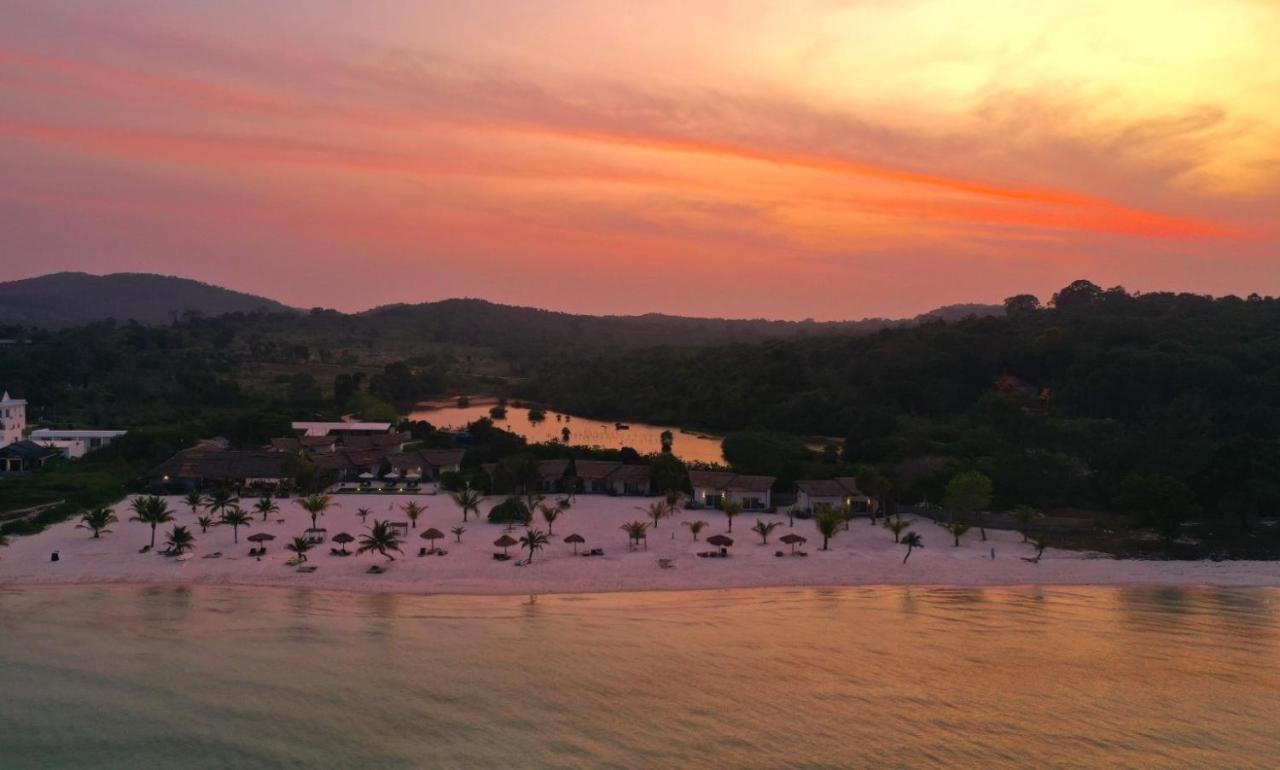 The Secret Garden Koh Rong Hotell Pagoda Beach Exteriör bild