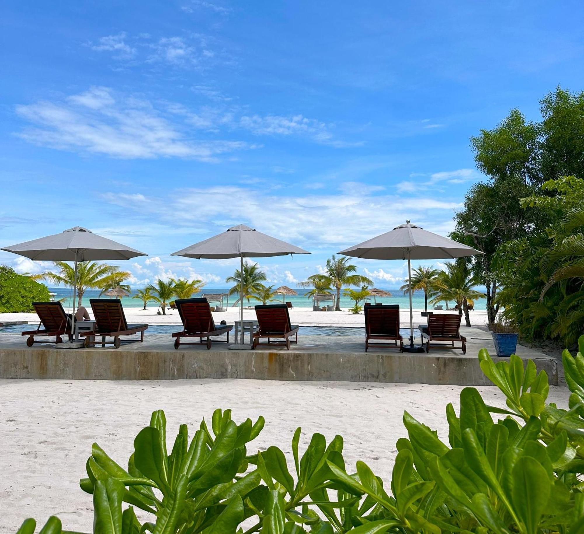 The Secret Garden Koh Rong Hotell Pagoda Beach Exteriör bild